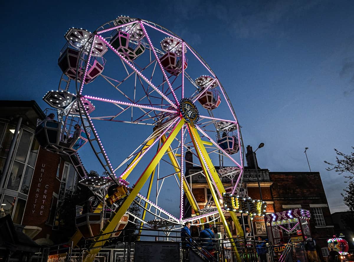Burton Statutes Fair returns from 4 October with town-centre road closures — Burton-on-Trent news photo