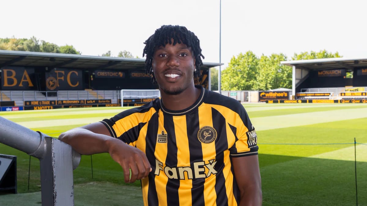 Burton Albion Signs Irish Striker Gbemi Arubi — Burton-on-Trent news photo (Burton Albion FC)