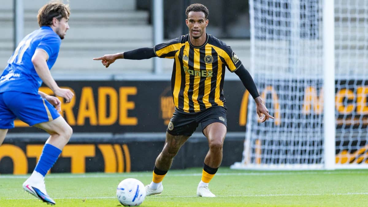 Burton Albion Defender Vancooten Joins Stevenage — Burton-on-Trent news photo