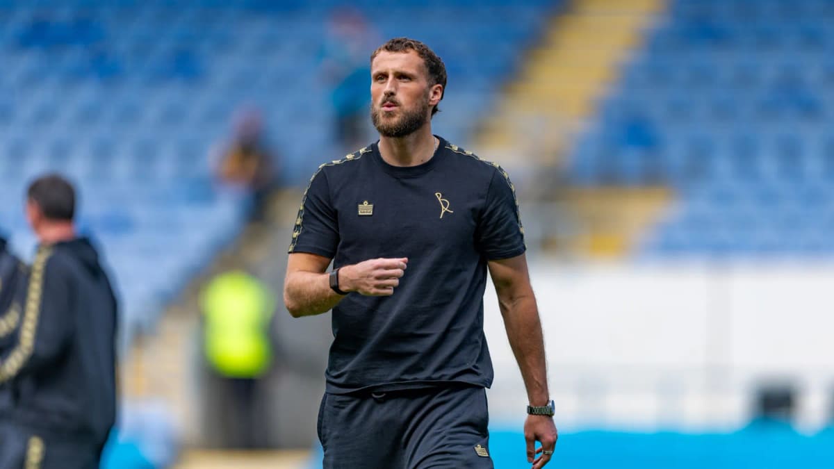 TEAM NEWS: LEWIS AND COLLAR COME IN — Burton-on-Trent news photo (Burton Albion FC)