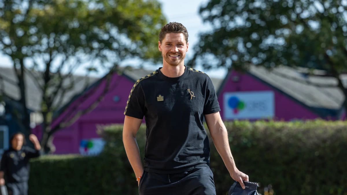 Burton Albion Names Unchanged XI for Huddersfield Town — Burton-on-Trent news photo (Burton Albion FC)