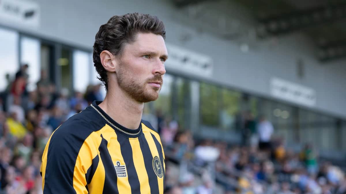 Burton Albion Season Tickets £14.22 Per Game — Burton-on-Trent news photo