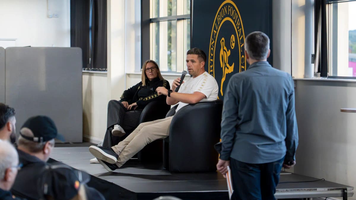 SEPTEMBER FAN FORUM REVIEW — Burton-on-Trent news photo (Burton Albion FC)